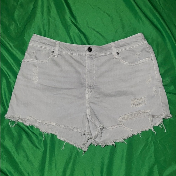 Aerie Distressed Light Gray Jean Shorts size Large - Picture 1 of 9